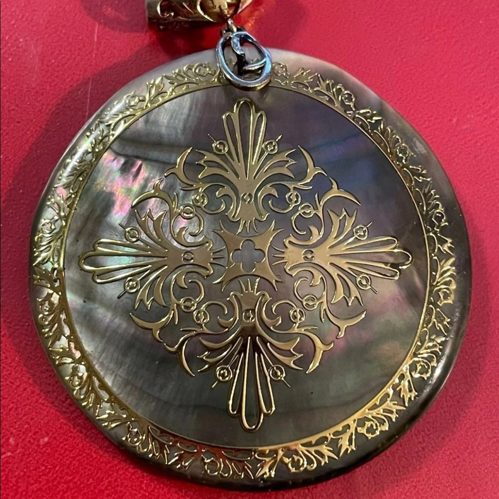 Shell pendant